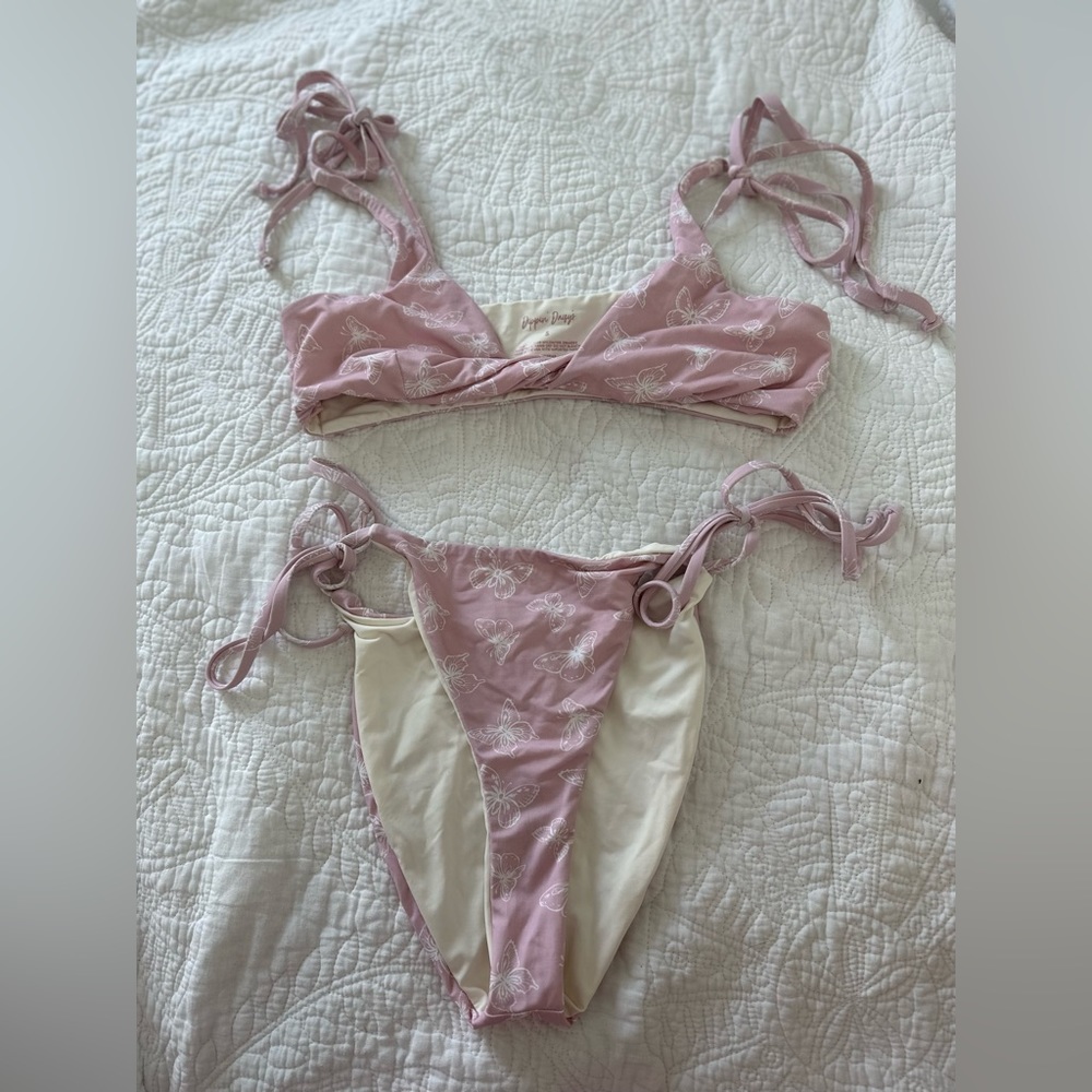 Dippin Daisys Bikini, Size Medium